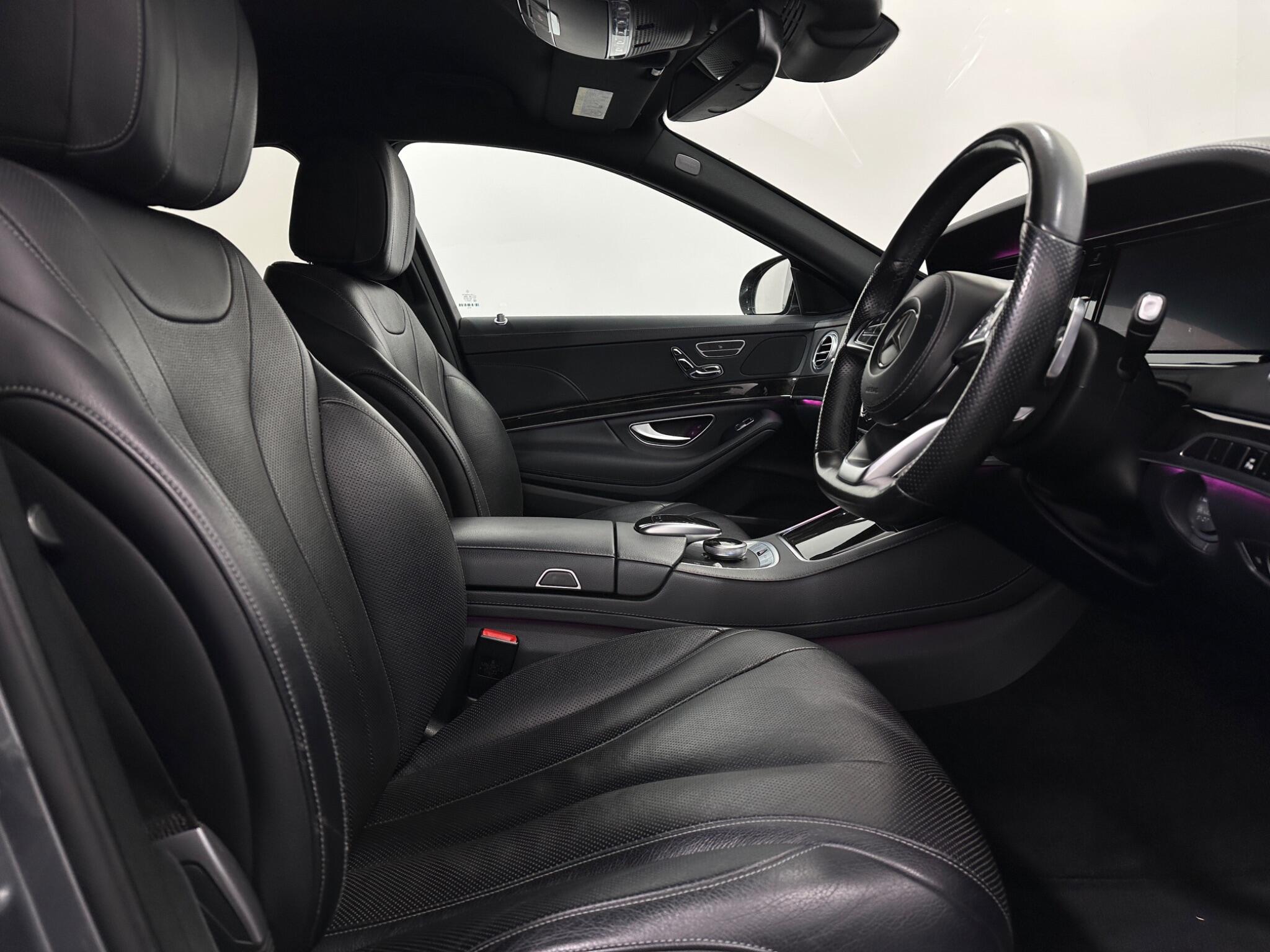 Mercedes-Benz S-Class view 33