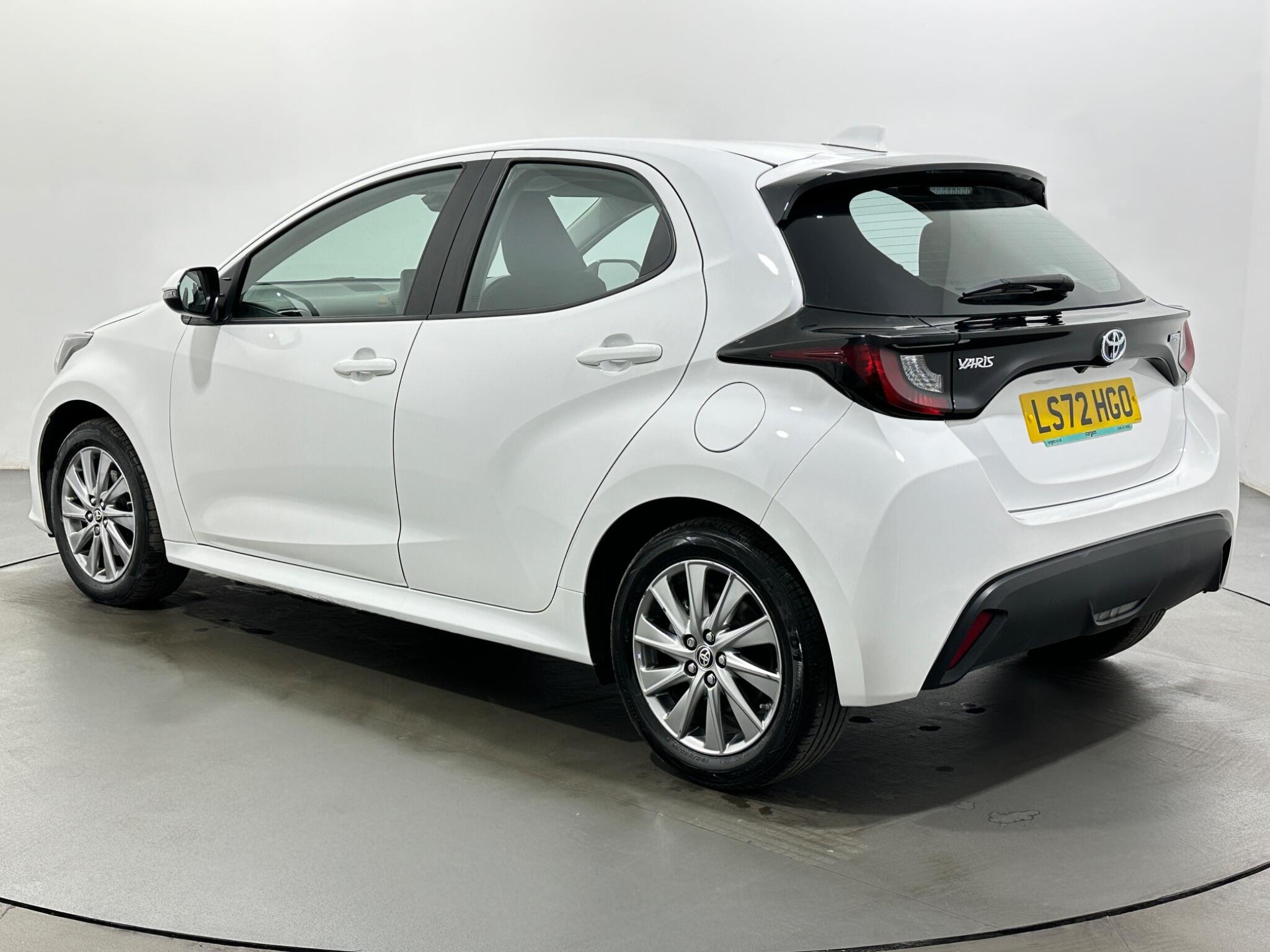 Toyota Yaris view 6