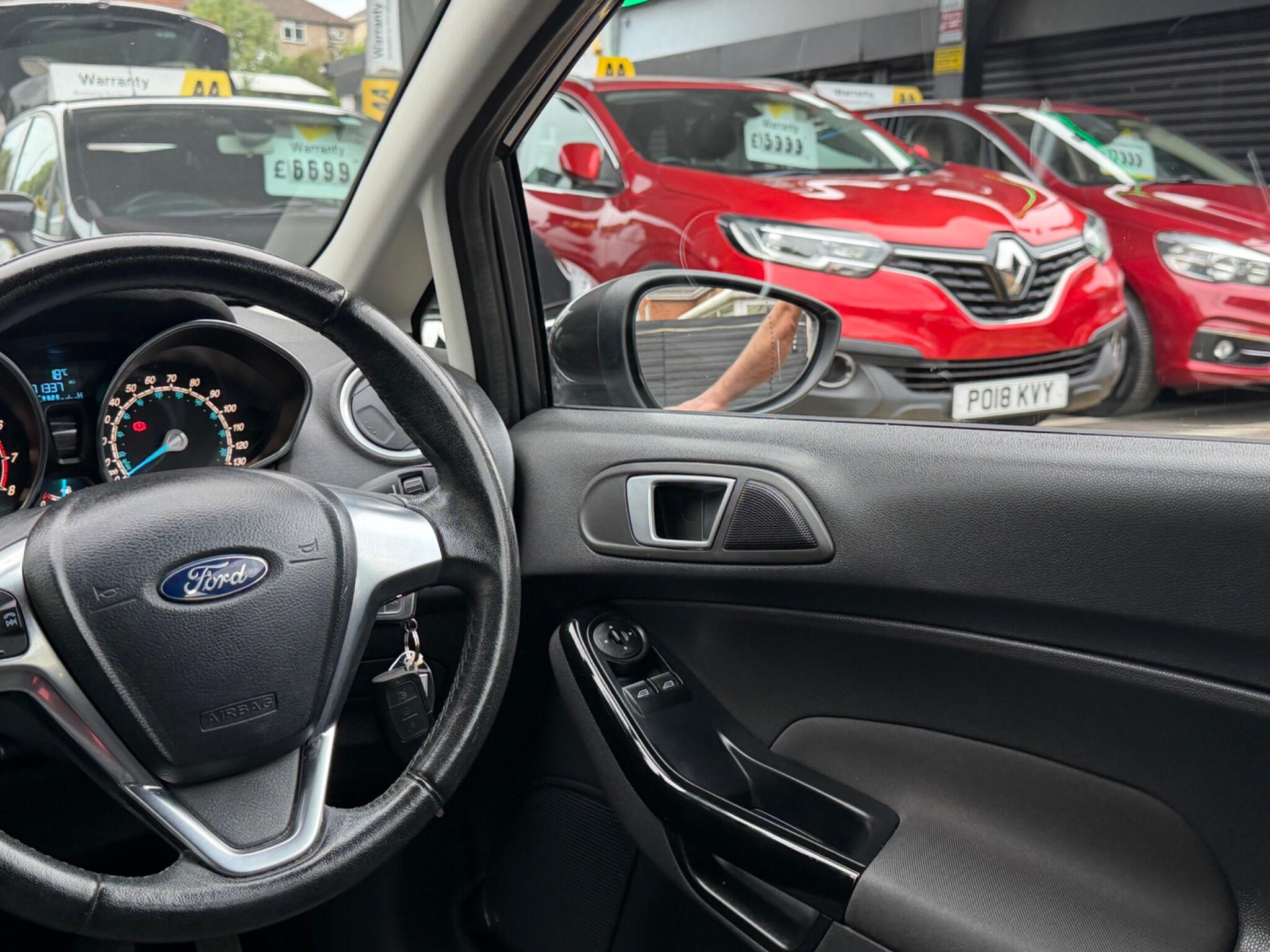 Ford Fiesta view 34