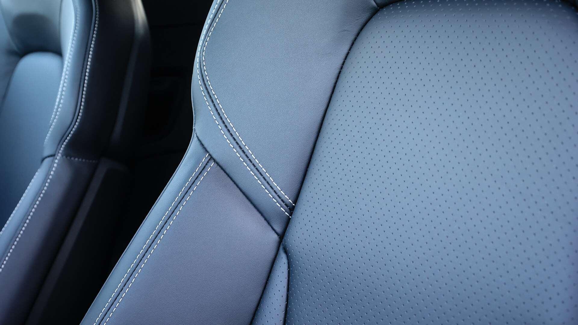 Porsche 911 view 13