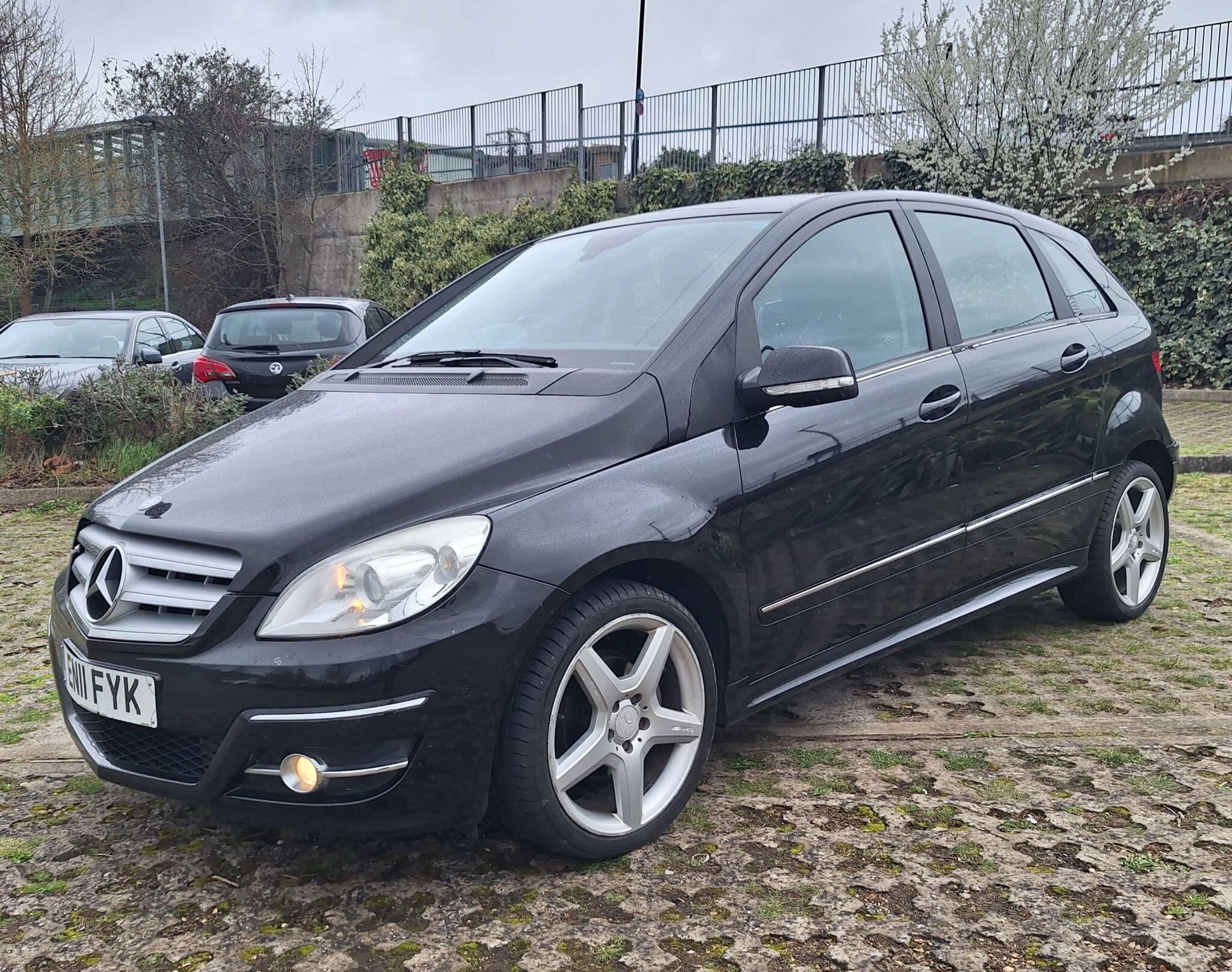2011 Mercedes-Benz B-Class in Black for sale