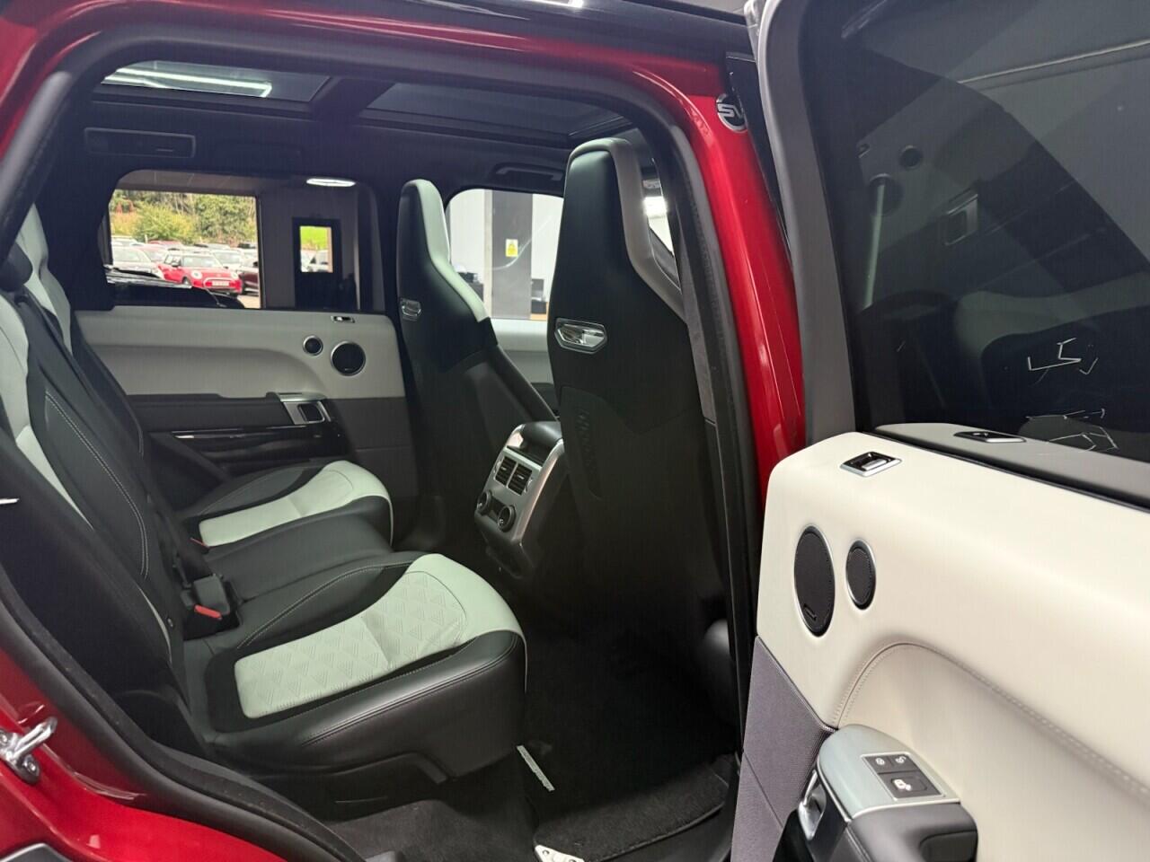 Land Rover Range Rover Sport view 44