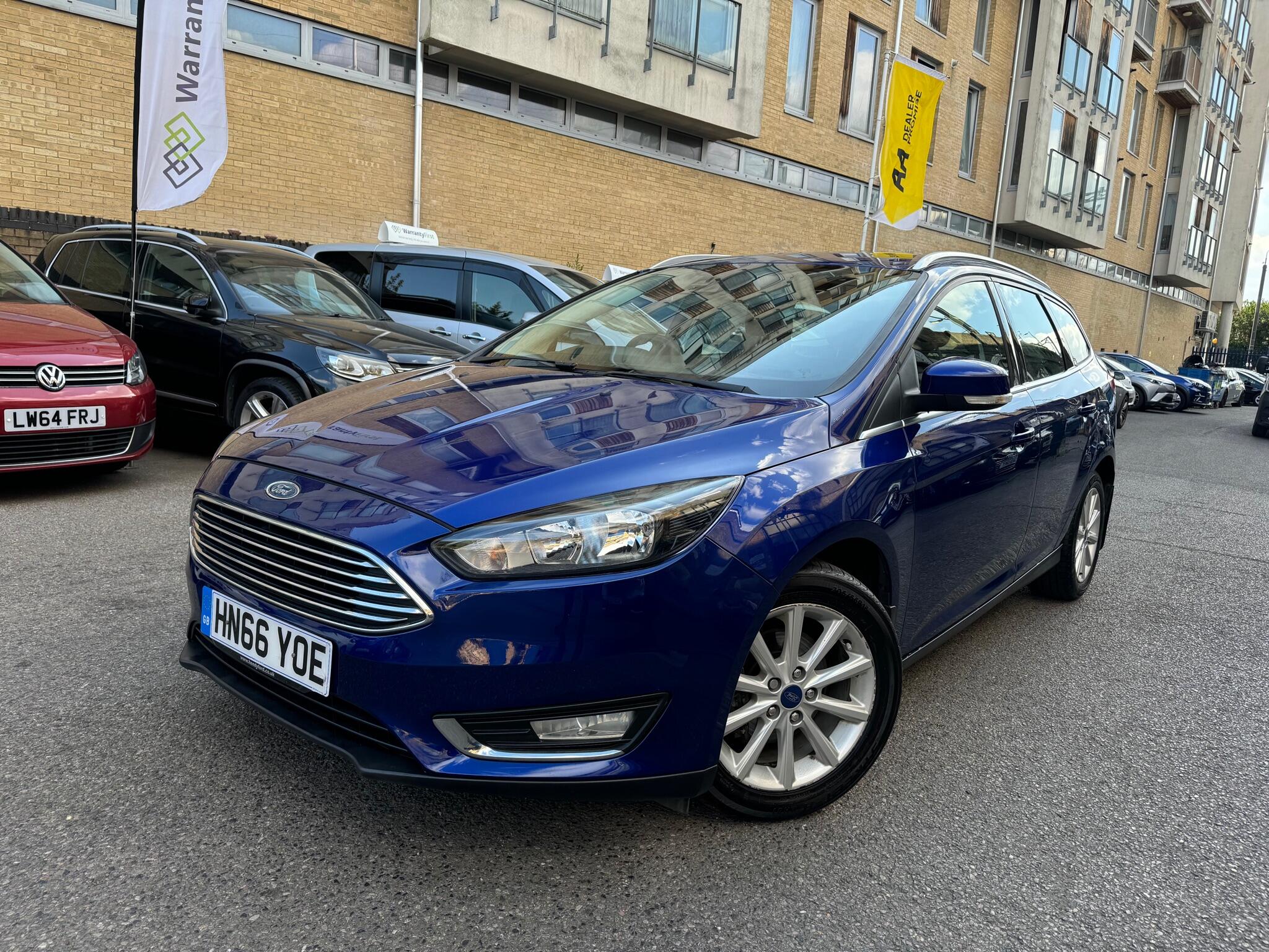 Ford Focus main image