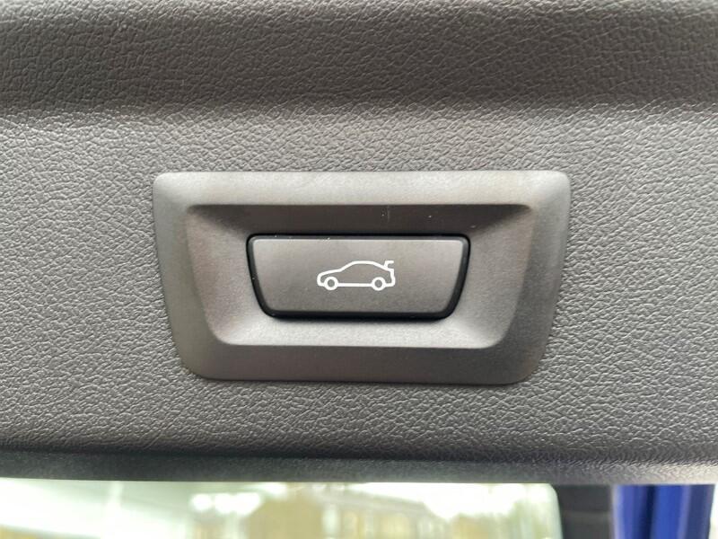 BMW iX2 view 36