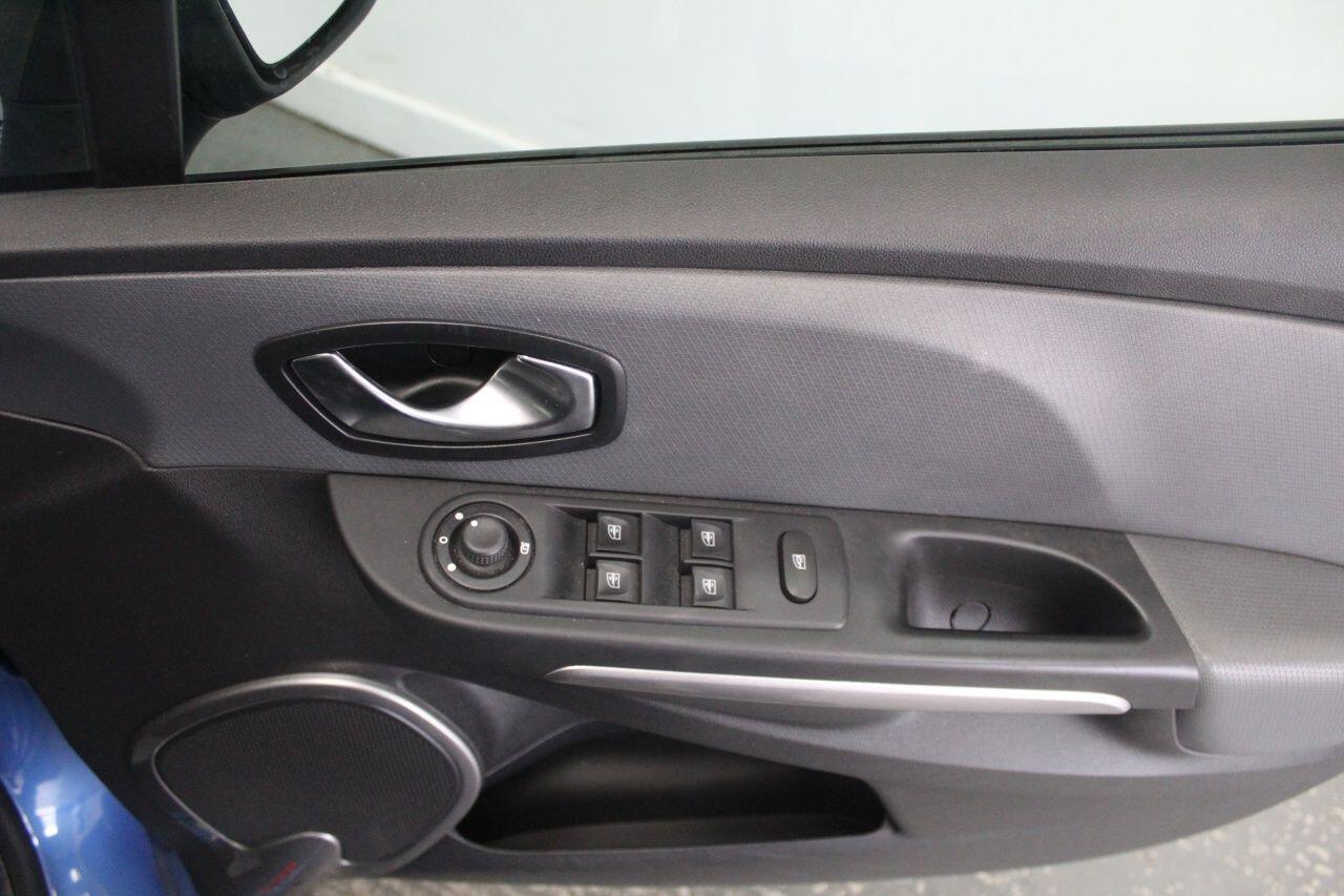 Renault Clio view 53