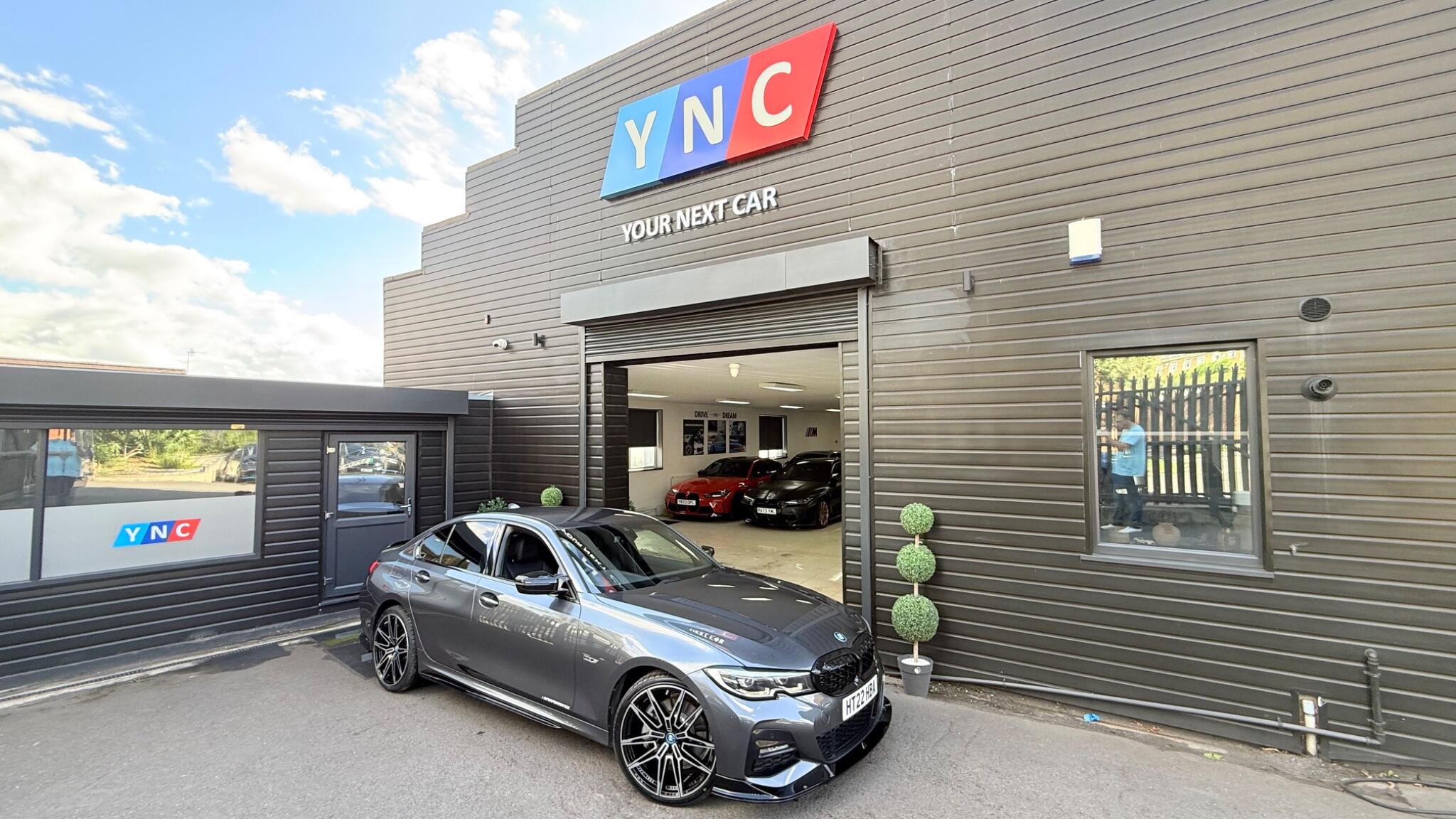 BMW 3 Series view 7
