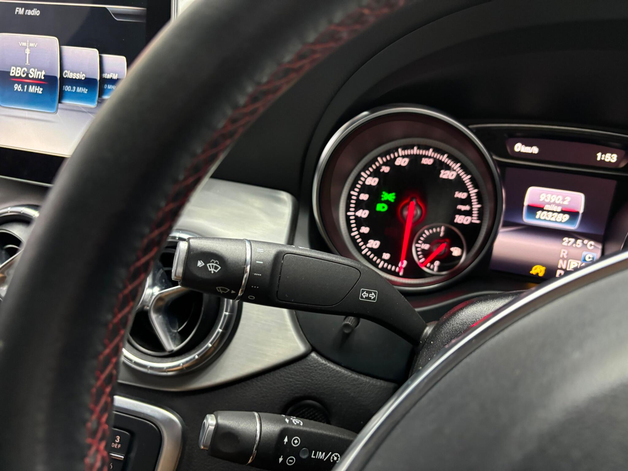 Mercedes-Benz Cla view 12