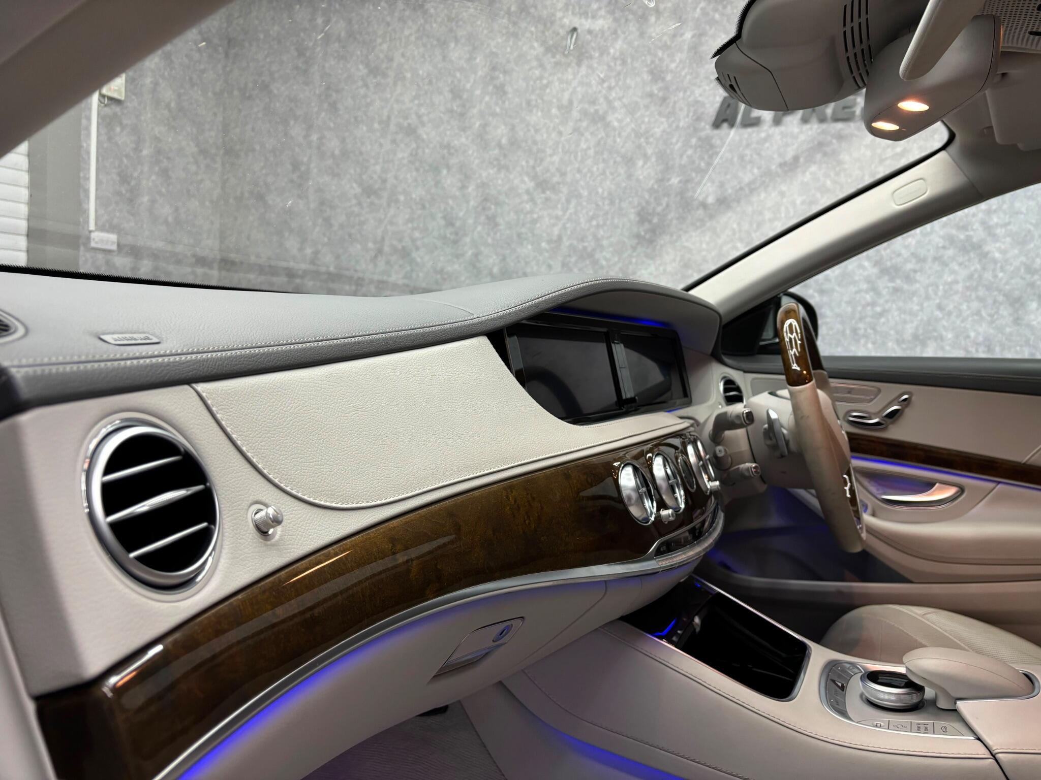 Mercedes-Benz S Class view 9