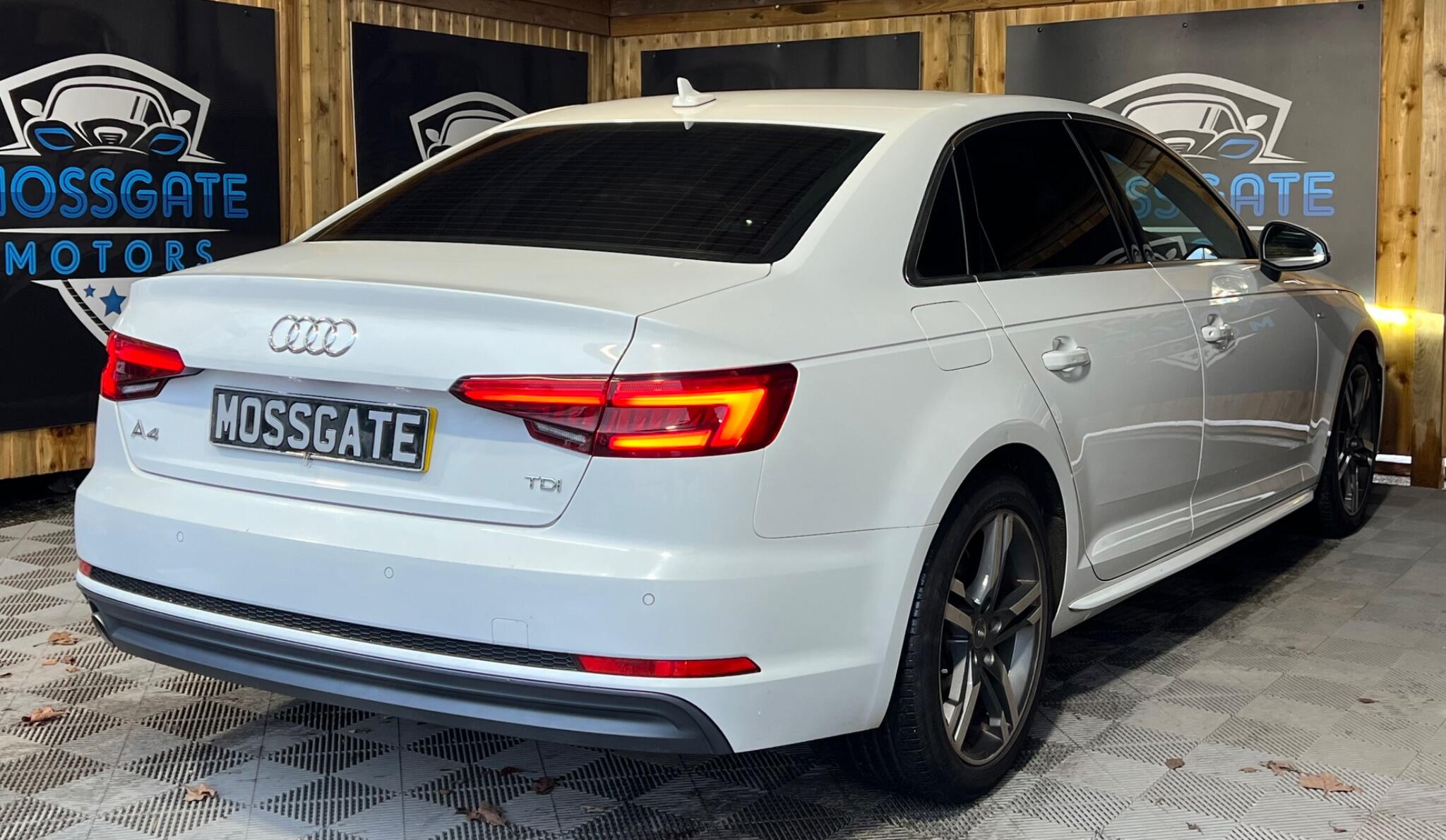 Audi A4 view 12
