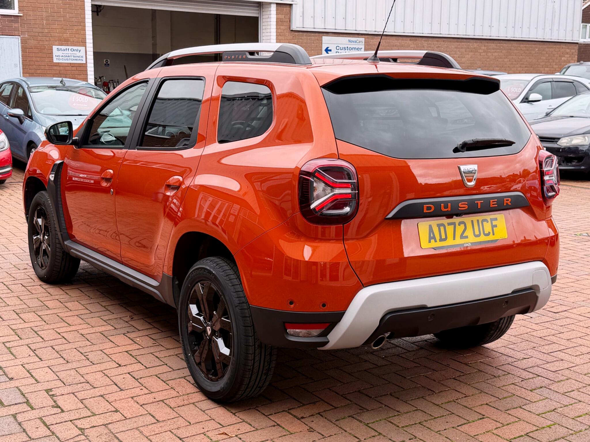 Dacia Duster view 22