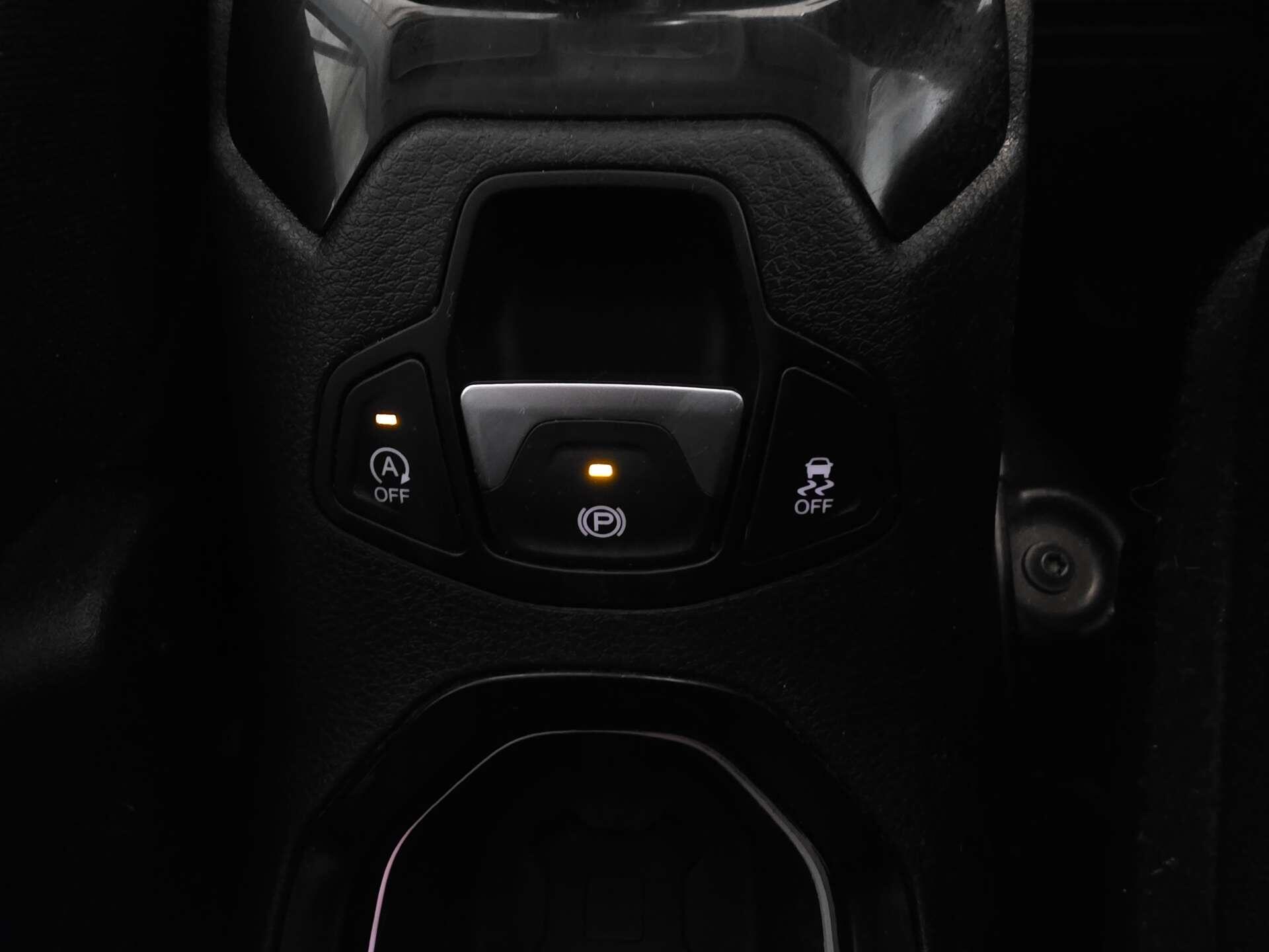 Jeep Renegade view 20