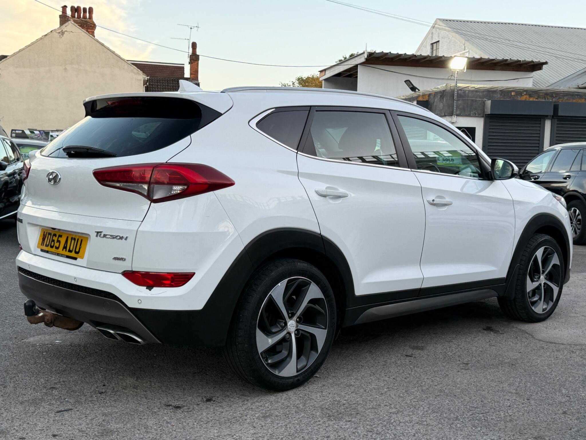 Hyundai TUCSON - Image 17