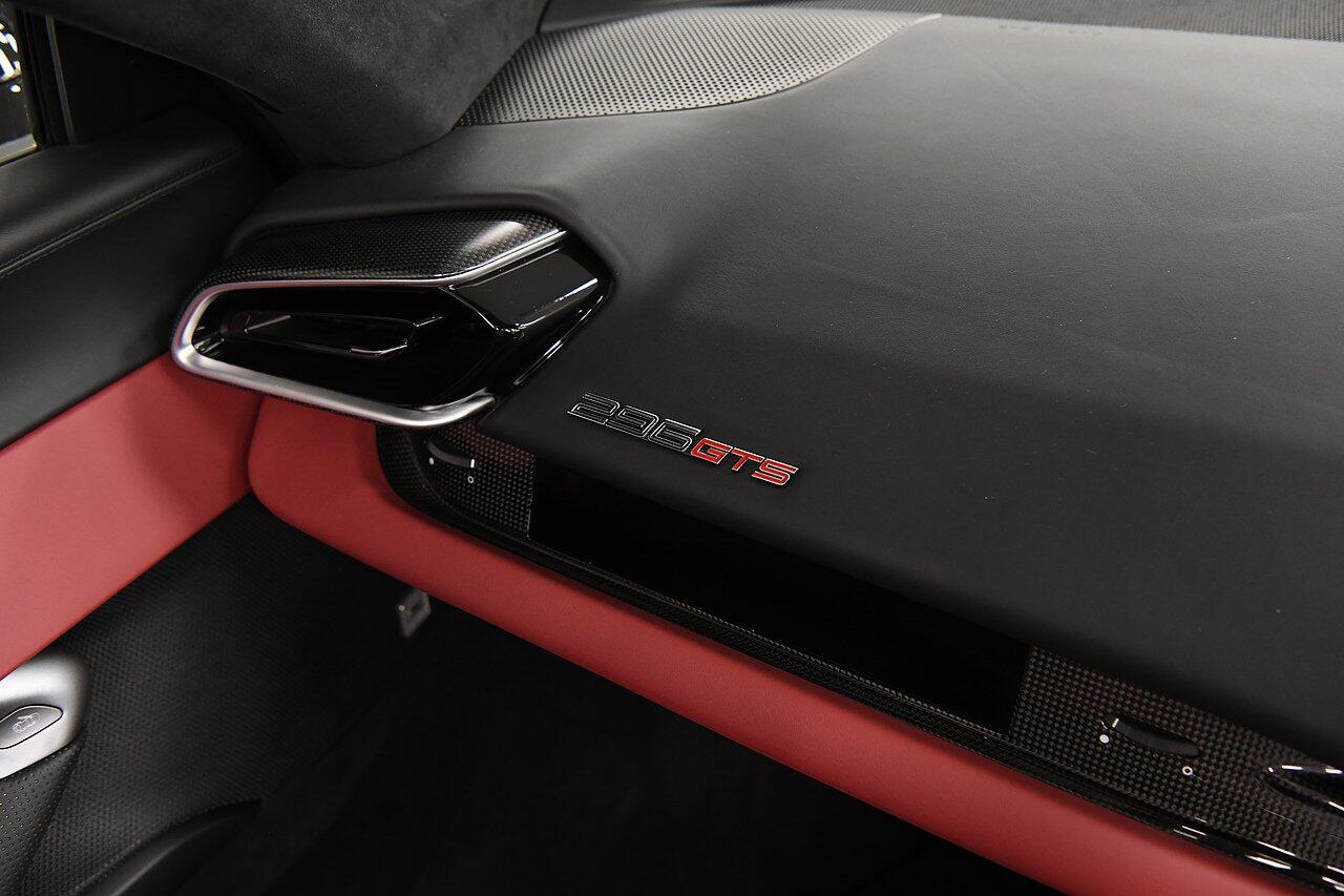 Ferrari 296 view 16