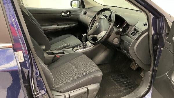 Nissan Pulsar view 3