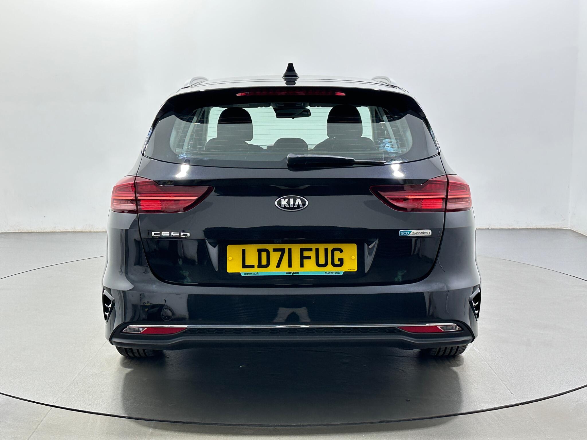 Kia Ceed view 7