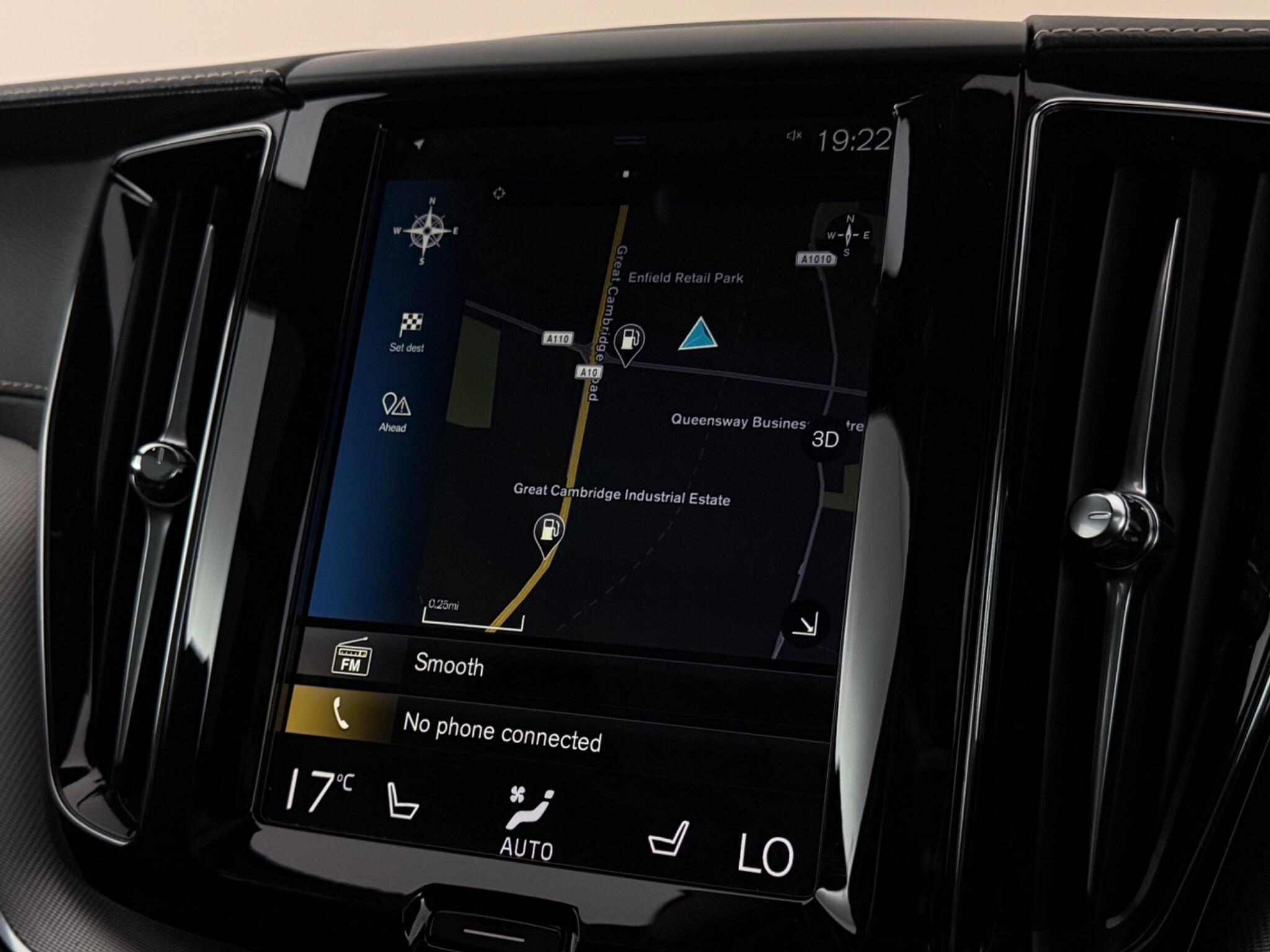 Volvo XC60 view 34