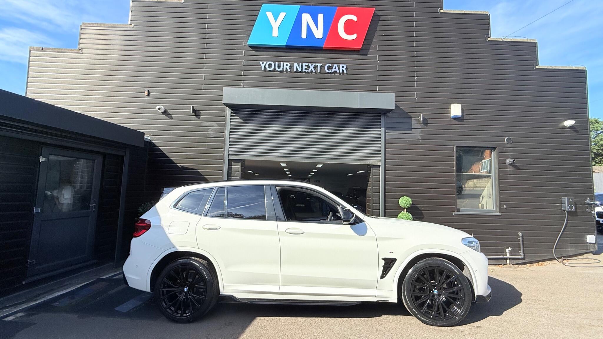 BMW X3 view 4
