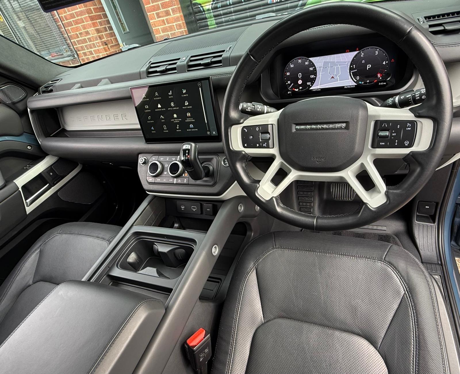 Land Rover Defender view 16