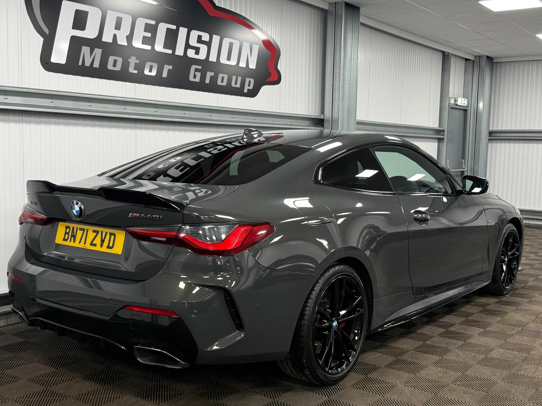 BMW 4 Series view 5