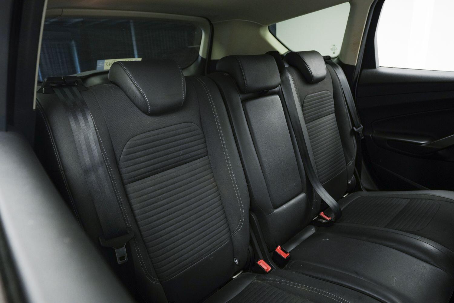 Ford Kuga view 13