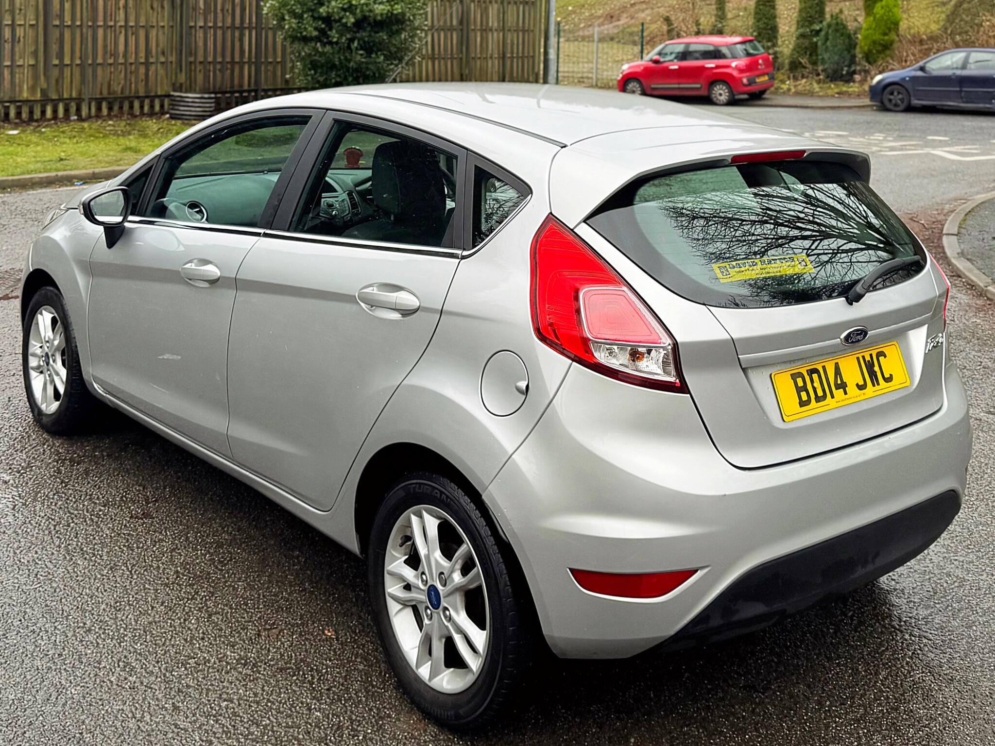 2014 Ford Fiesta 1.5 TDCi Zetec Euro 5 5dr image 25