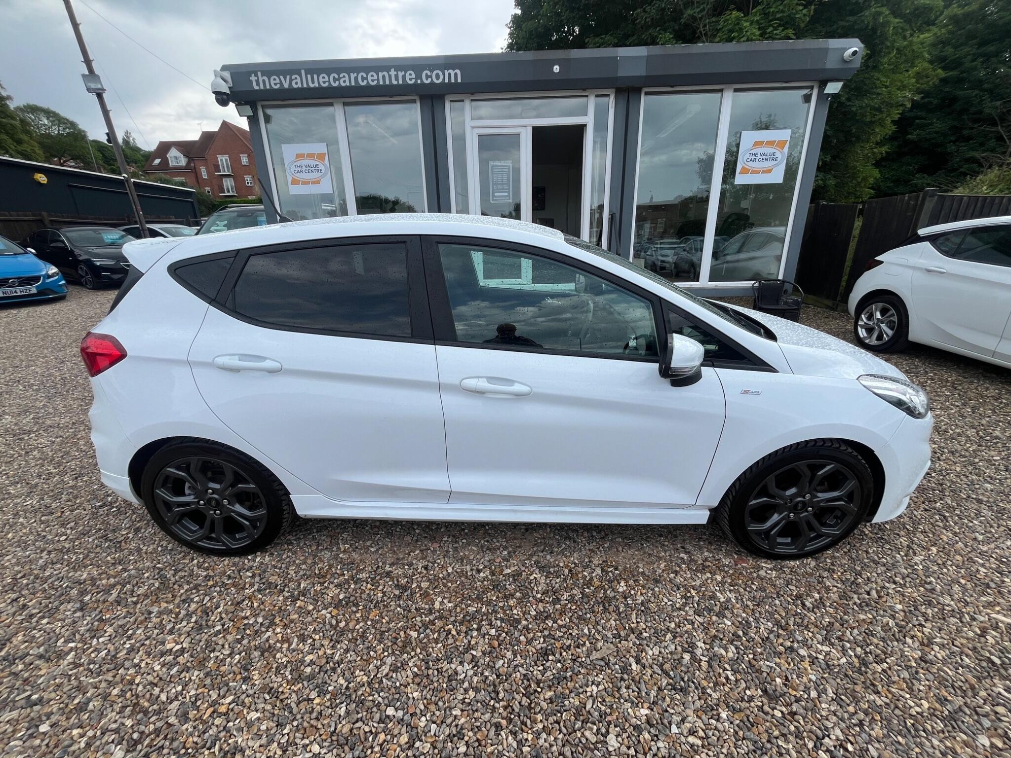 Ford Fiesta view 3