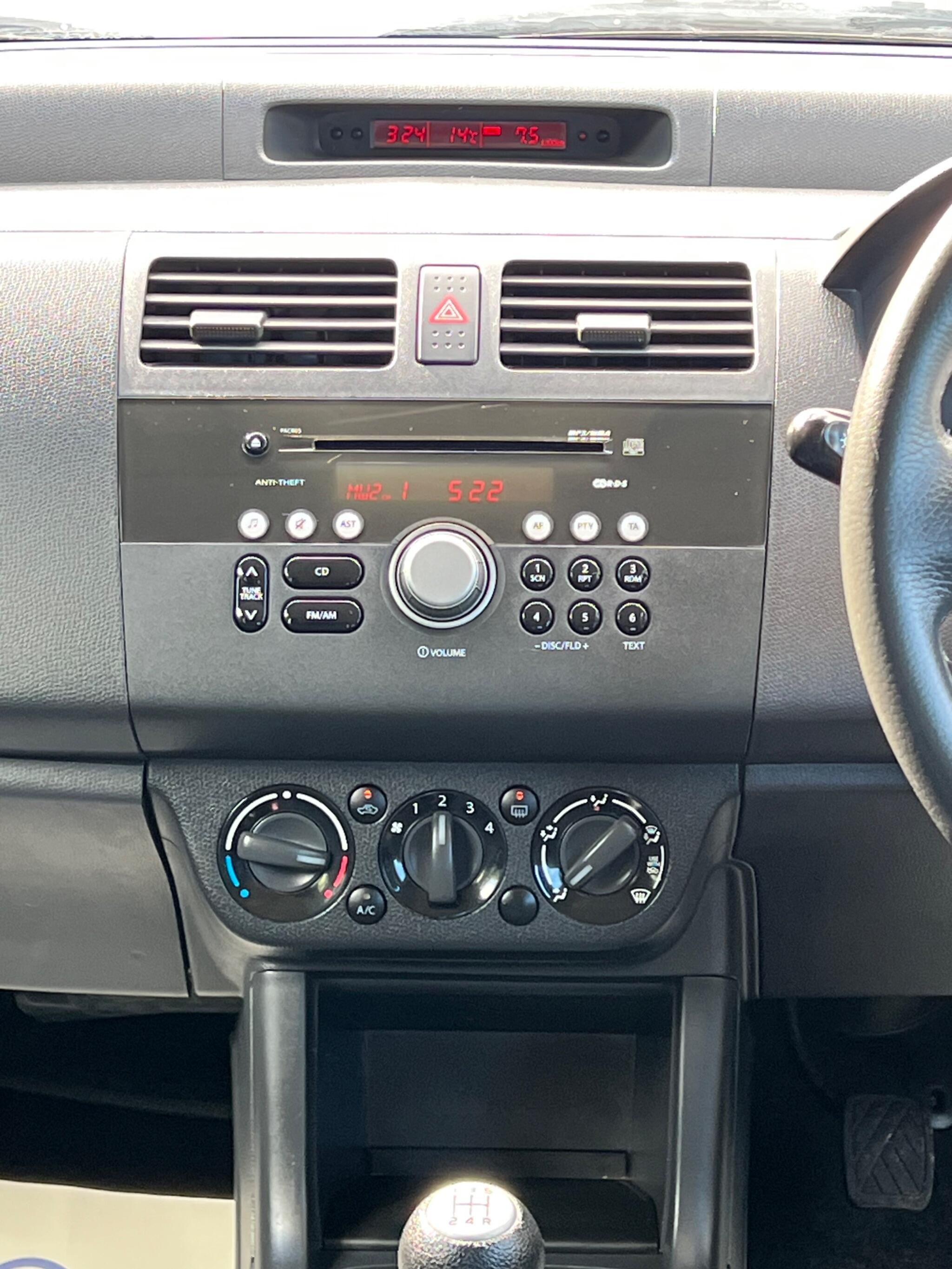 Suzuki Swift view 28