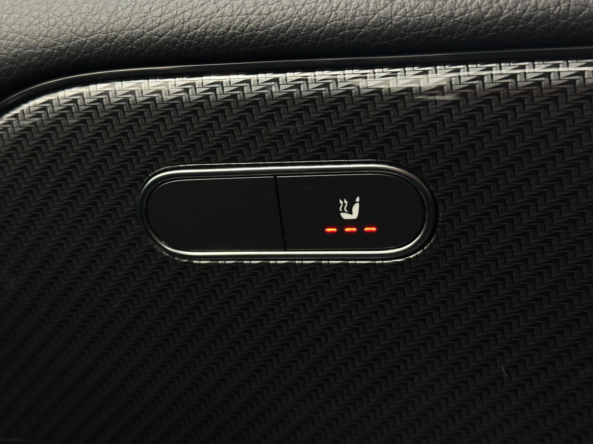 Mercedes-Benz GLB view 20