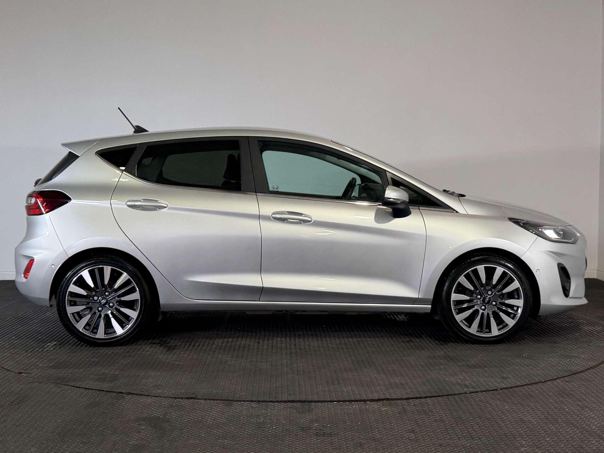 Ford Fiesta view 8