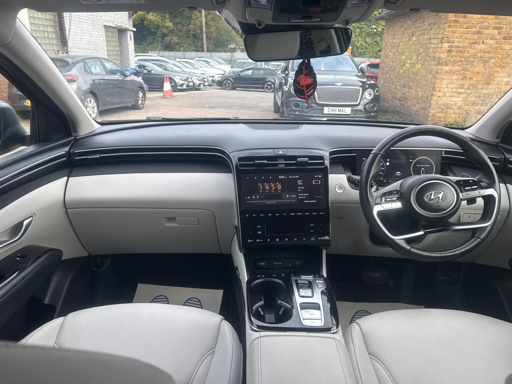 Hyundai Tucson view 9