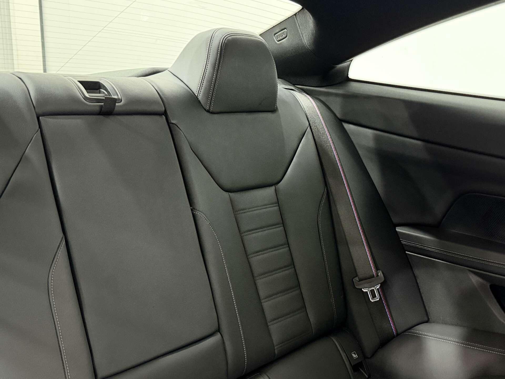 BMW 4 Series view 12