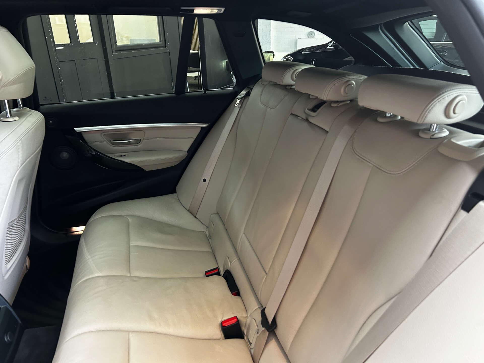 BMW 3 Series view 71