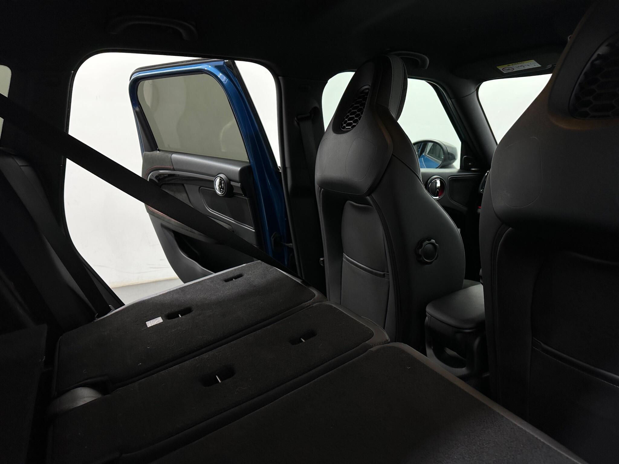 Mini Countryman view 44