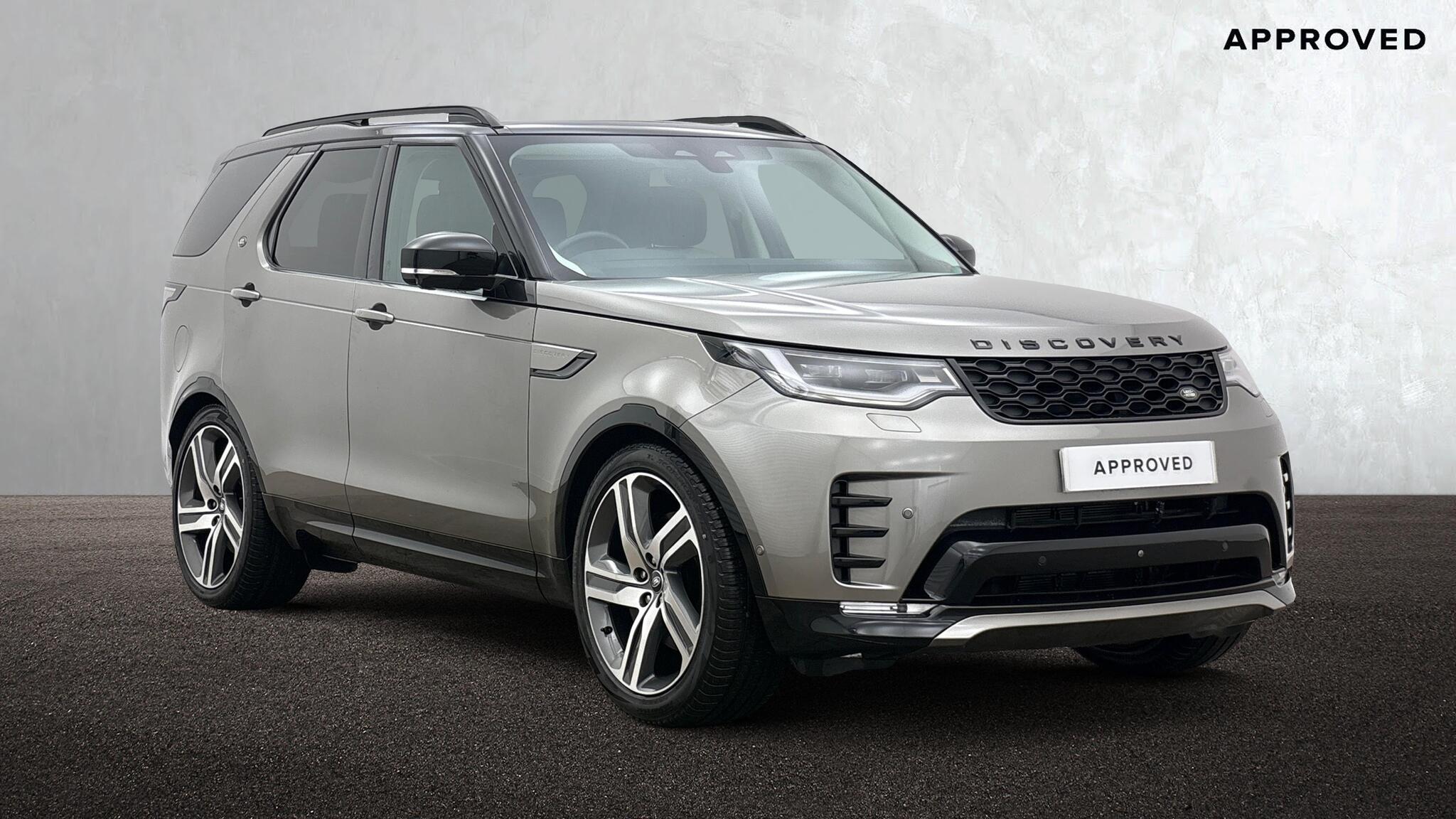 2025 Land Rover Discovery in Silver for sale