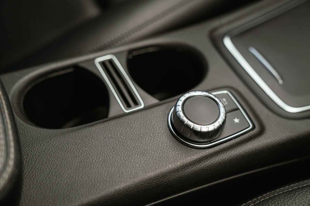Mercedes-Benz A-Class view 76