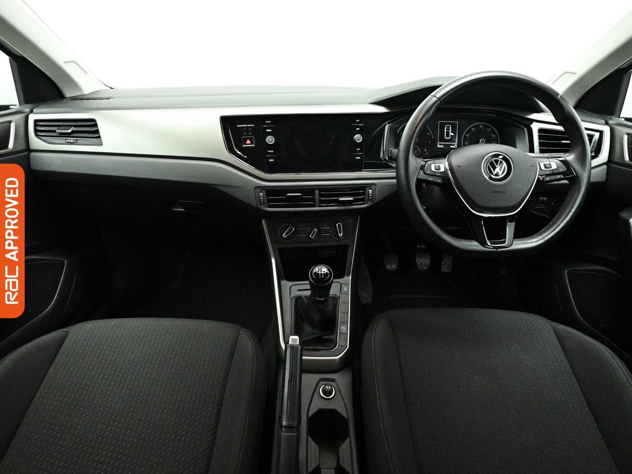 Volkswagen Polo view 2