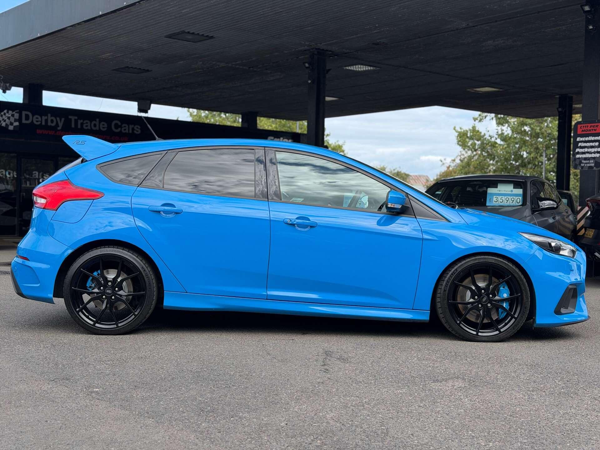 Ford Focus view 9