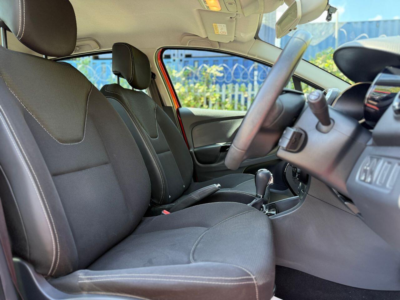Renault Clio view 10
