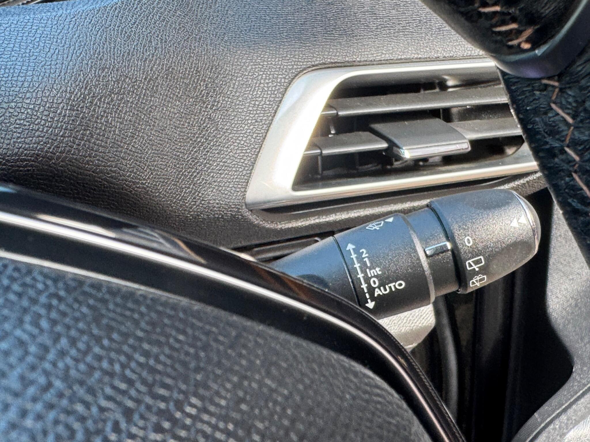Peugeot 3008 view 22