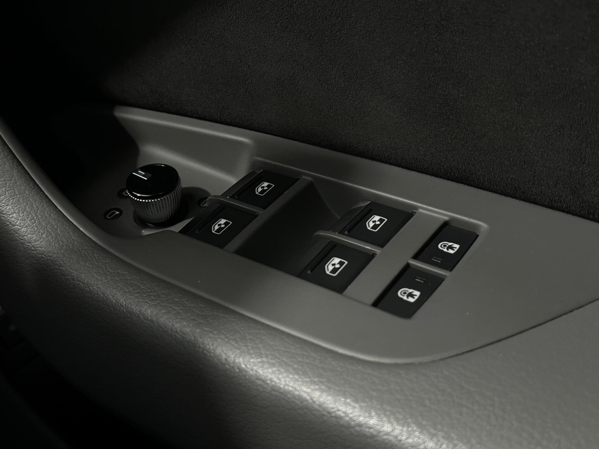 Audi A6 view 19