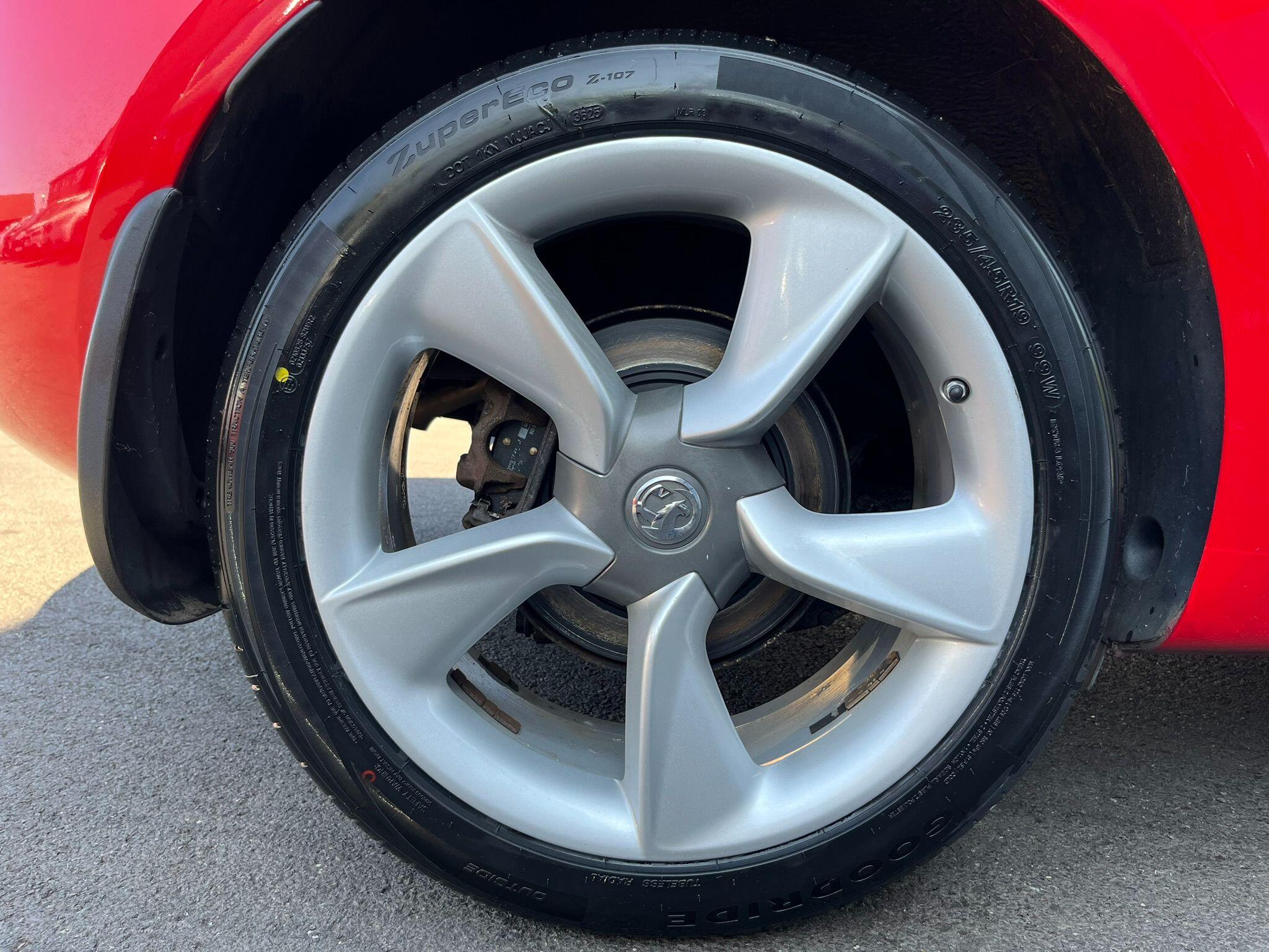 Vauxhall Astra GTC view 35