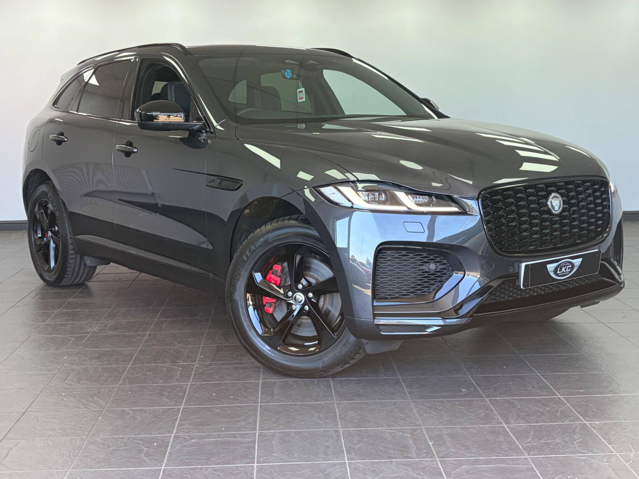Jaguar F-Pace view 2