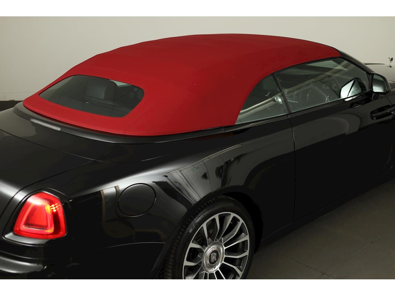 Rolls-Royce Dawn view 29