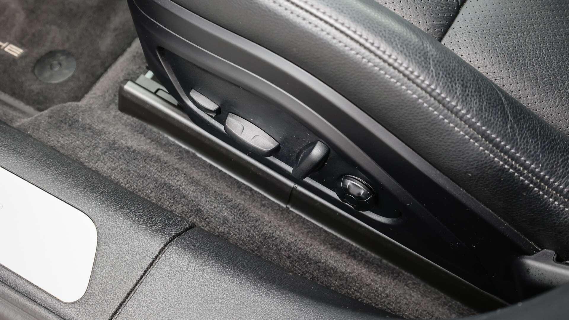 Porsche Panamera view 24