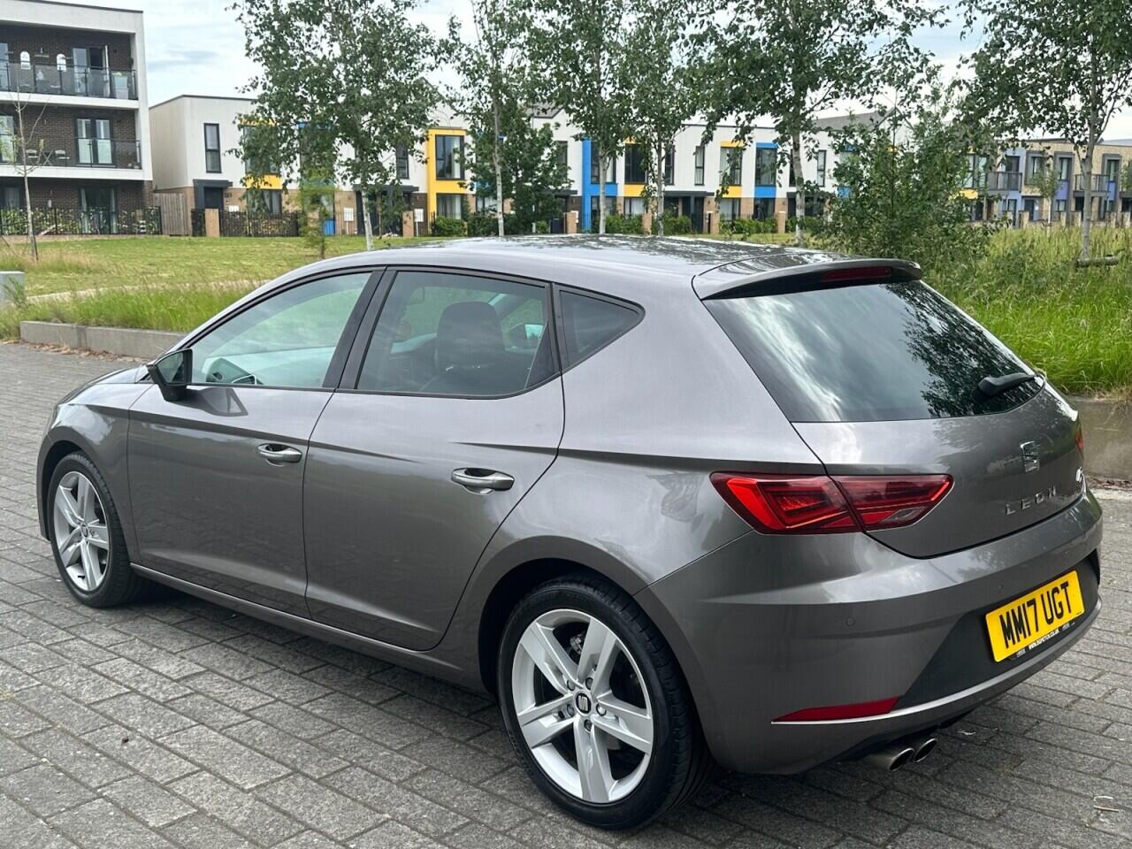 Seat Leon view 2