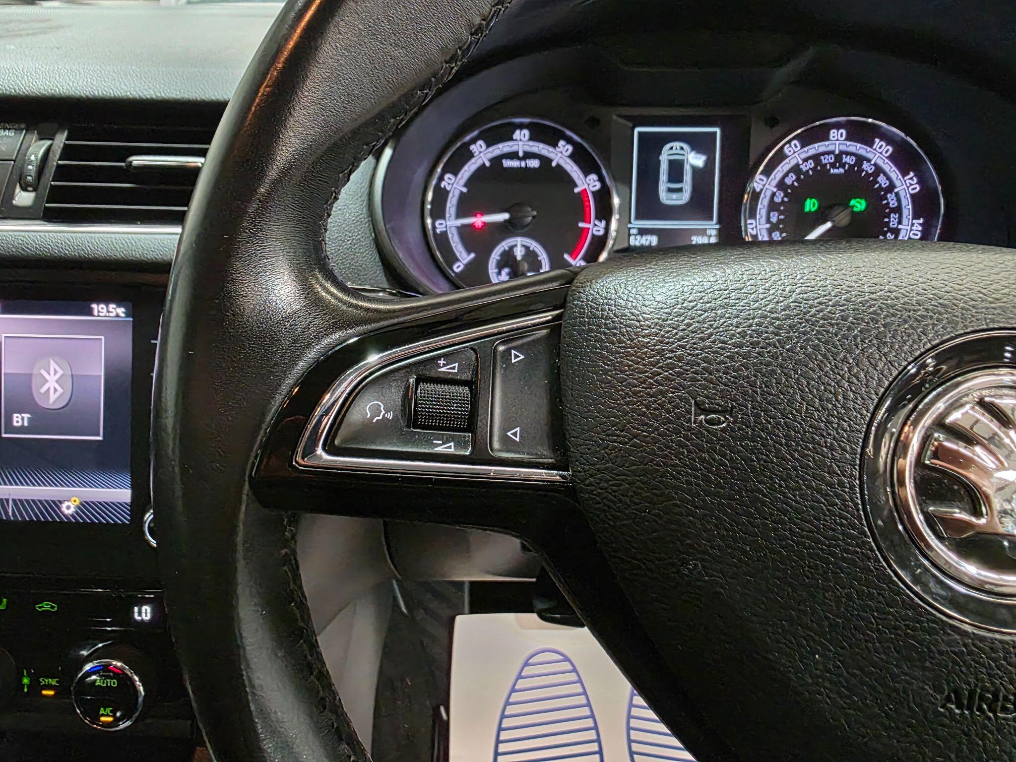 Skoda Octavia view 16