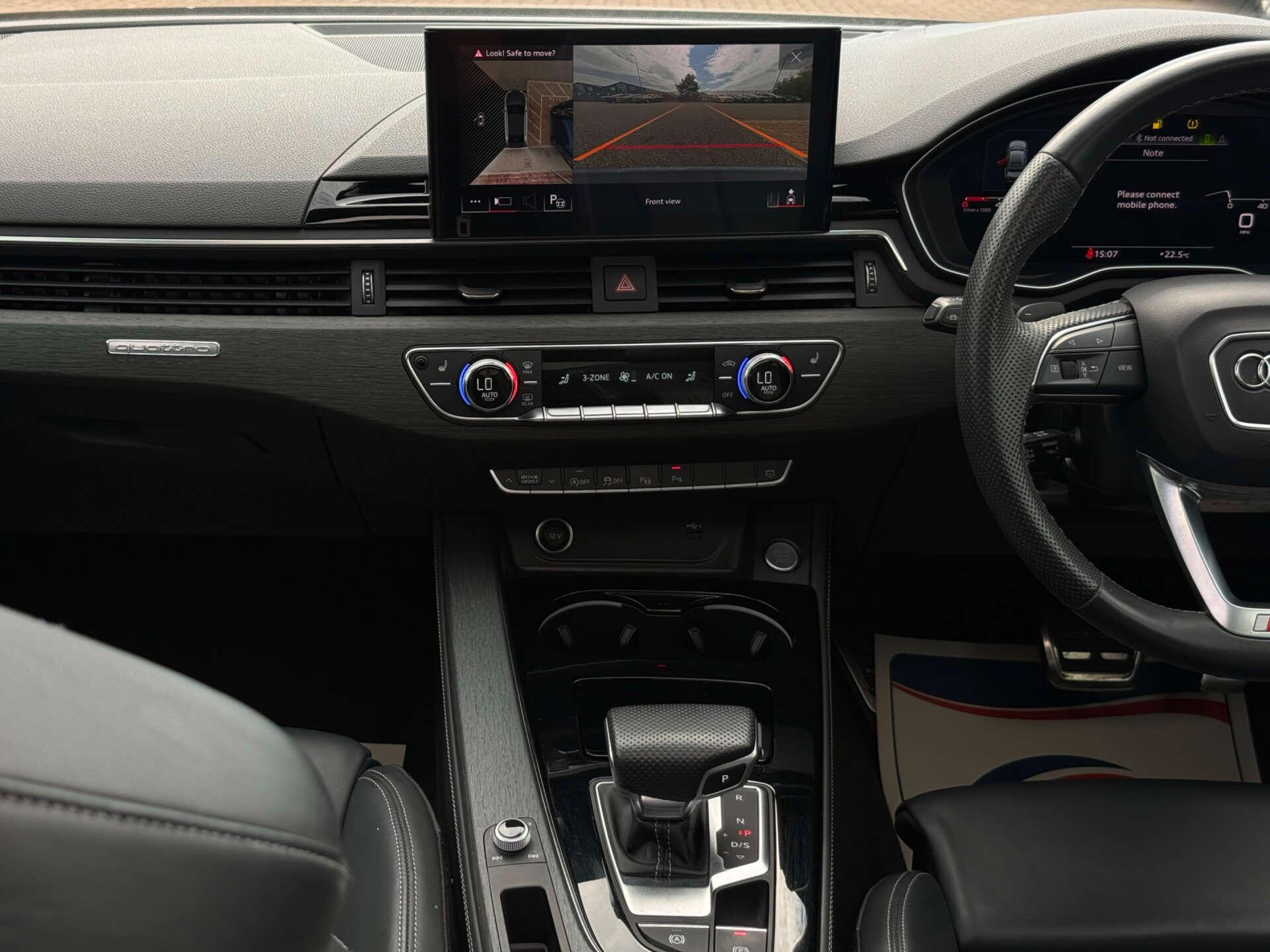 Audi A4 view 41