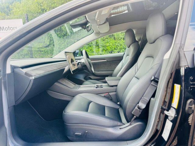 Tesla Model 3 view 30