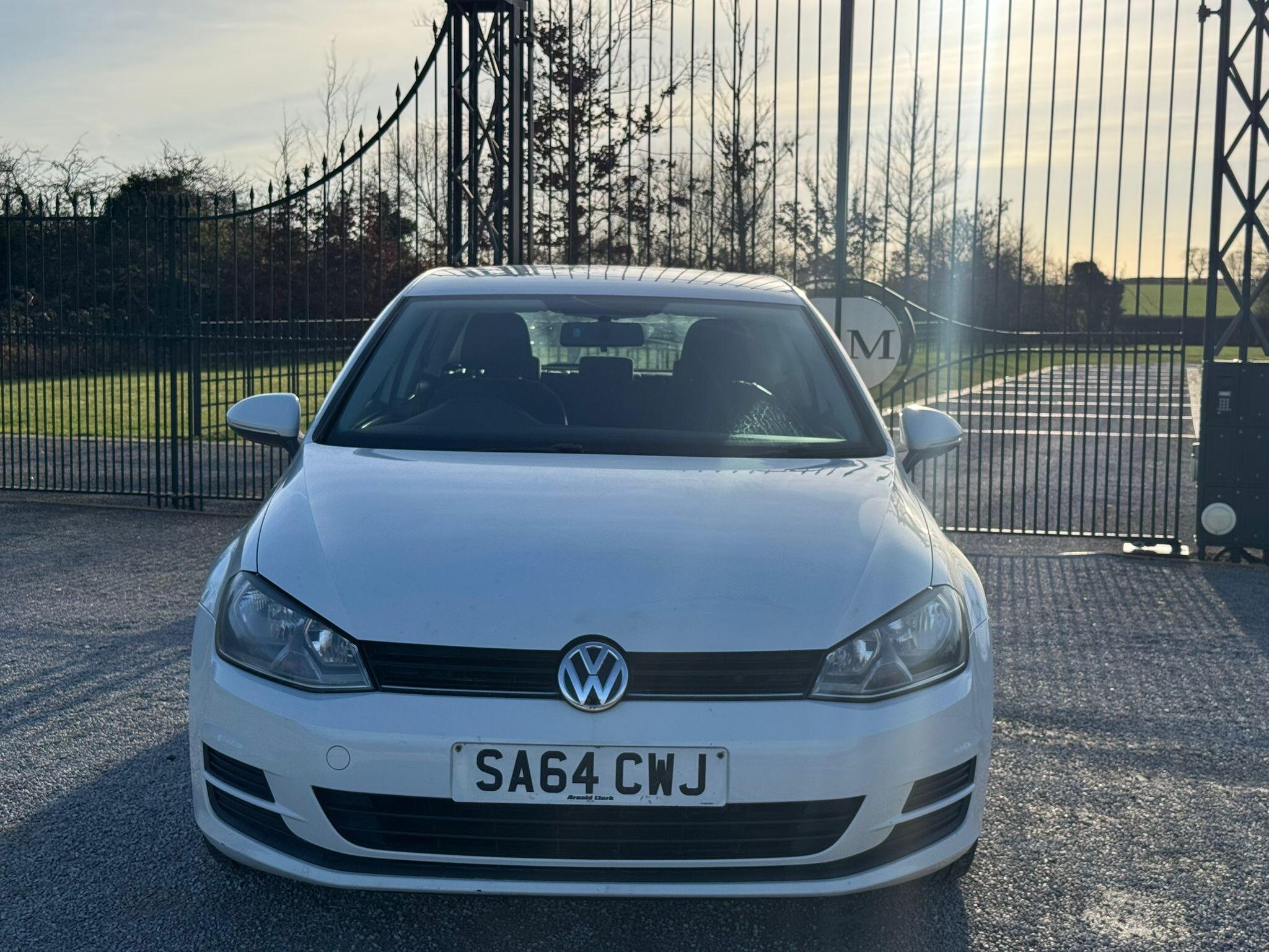 2014 Volkswagen Golf image 5