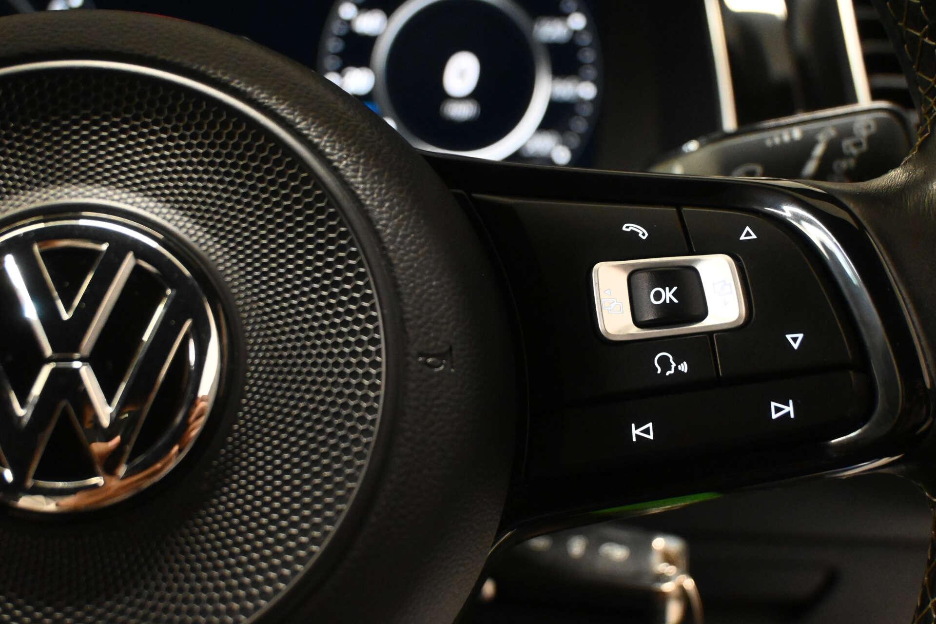 Volkswagen Golf view 41